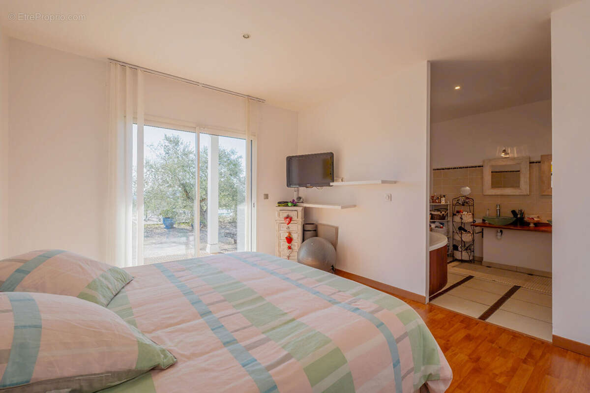 Maison à VILLENEUVE-SUR-LOT