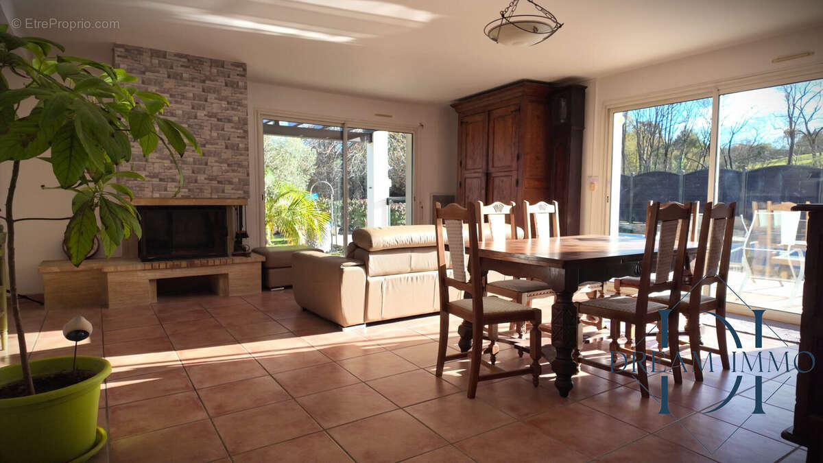 Maison à VILLEFRANQUE