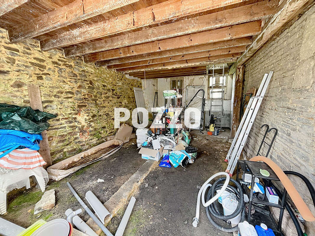 A VENDRE à Grandparigny - Maison 6 pièce(s) 196 m² - photo 17