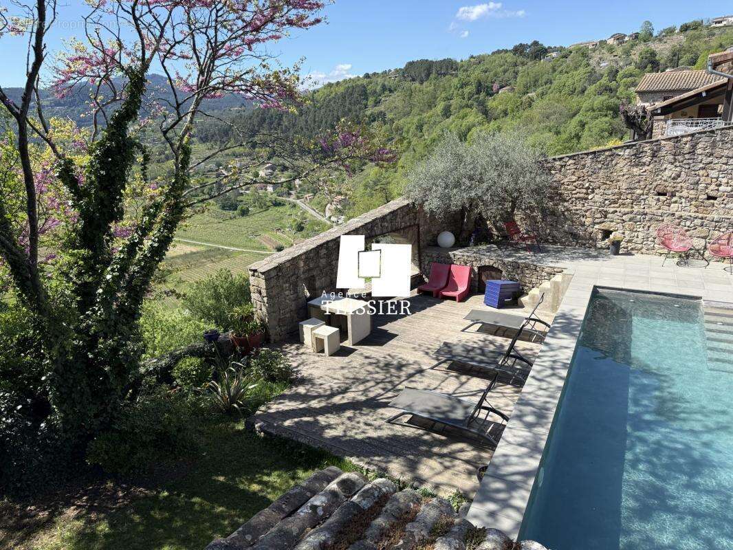 Maison à JOYEUSE