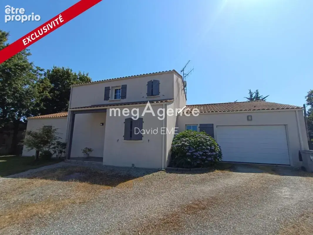6 Pièces, 147 m2, 4 chambres, piscine, VENANSAULT - photo 3
