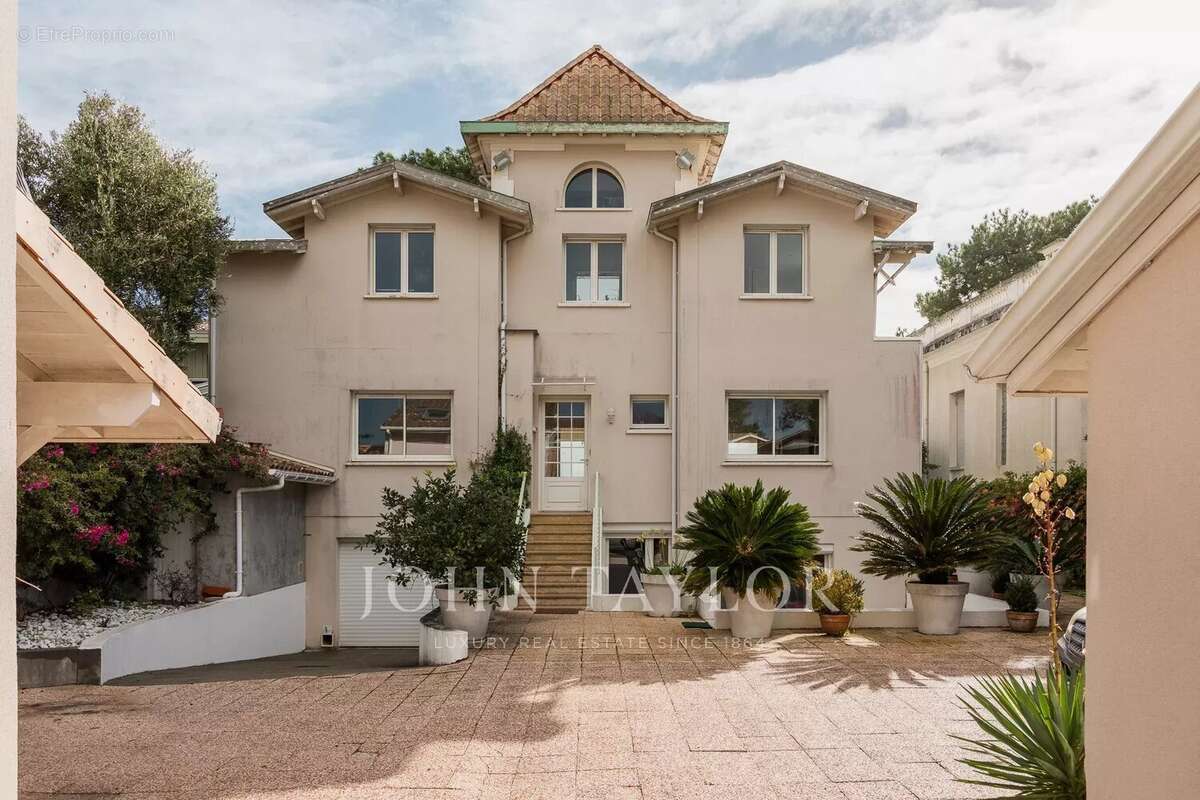 Maison à LEGE-CAP-FERRET