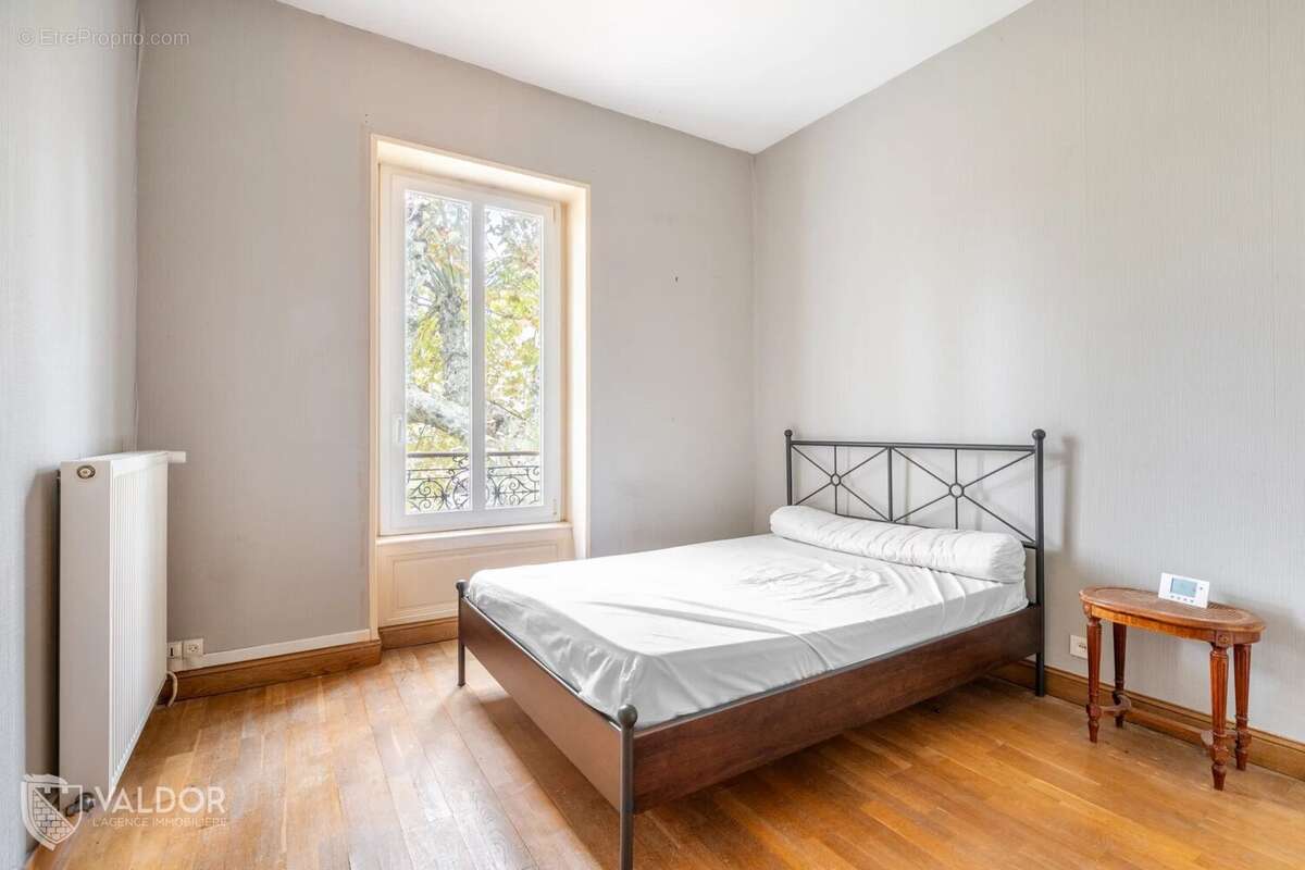 Maison à CORCELLES-EN-BEAUJOLAIS