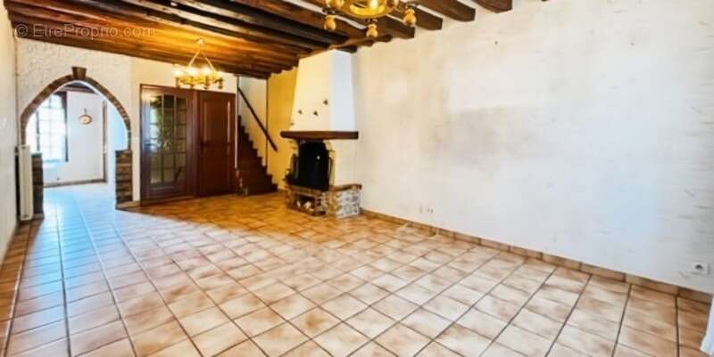 Maison à LIZY-SUR-OURCQ