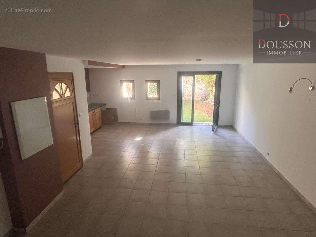 Appartement à UZES