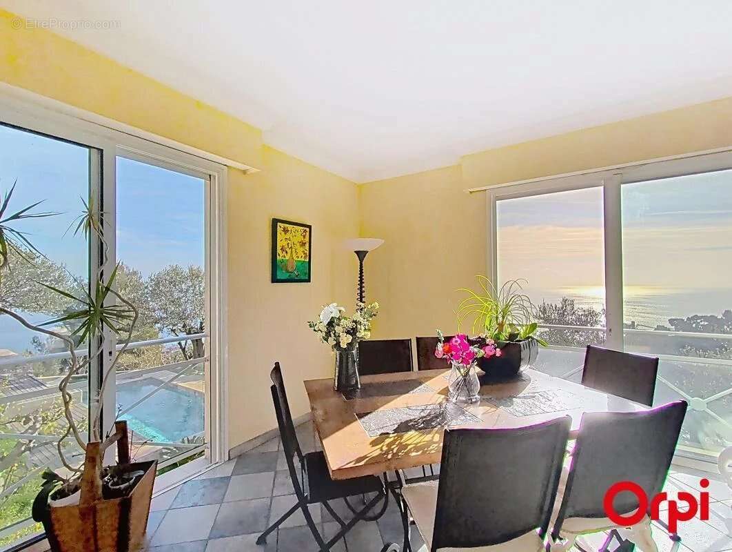 Maison à ROQUEBRUNE-CAP-MARTIN
