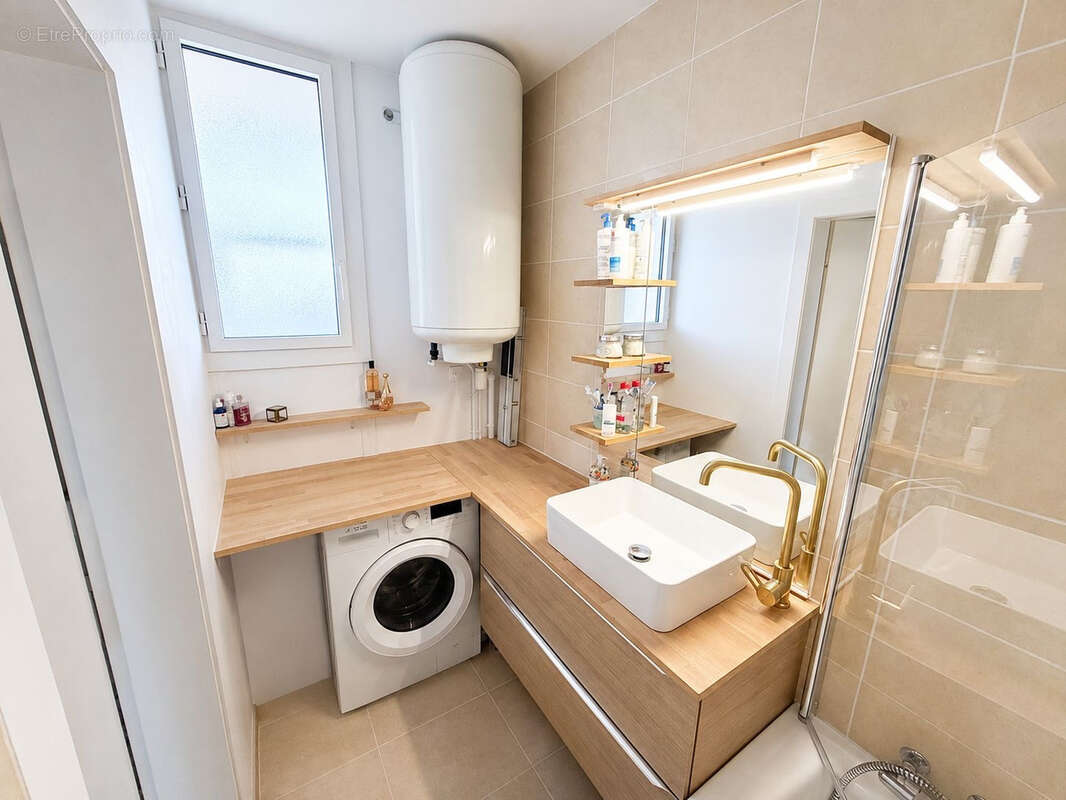 F2 de 55m2 habitables avec vue dégagée à quelques pas de la plage ! - photo 8