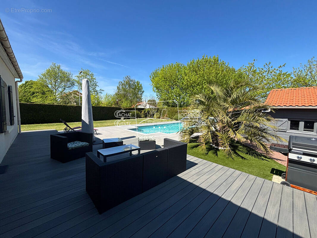 Maison à SAINT-JULIEN-DE-CONCELLES