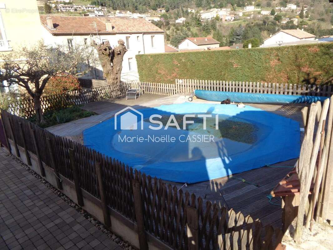 Photo 2 - Maison à SAINT-SAUVEUR-DE-MONTAGUT