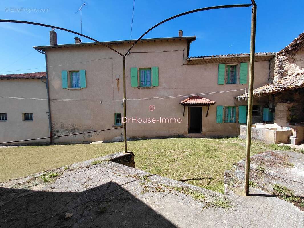 Maison 128 m² à Upie  - photo 3