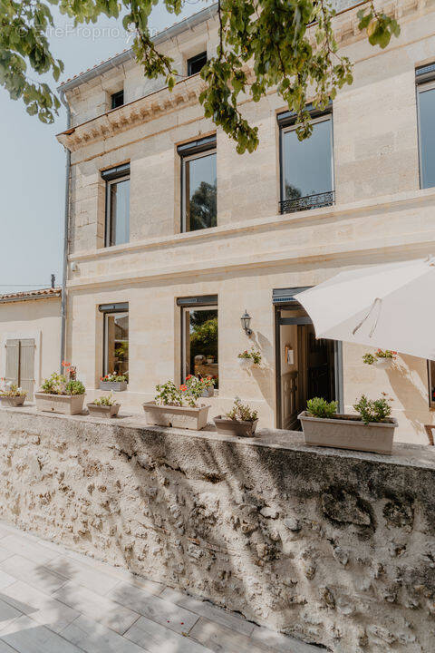 Maison à PAUILLAC