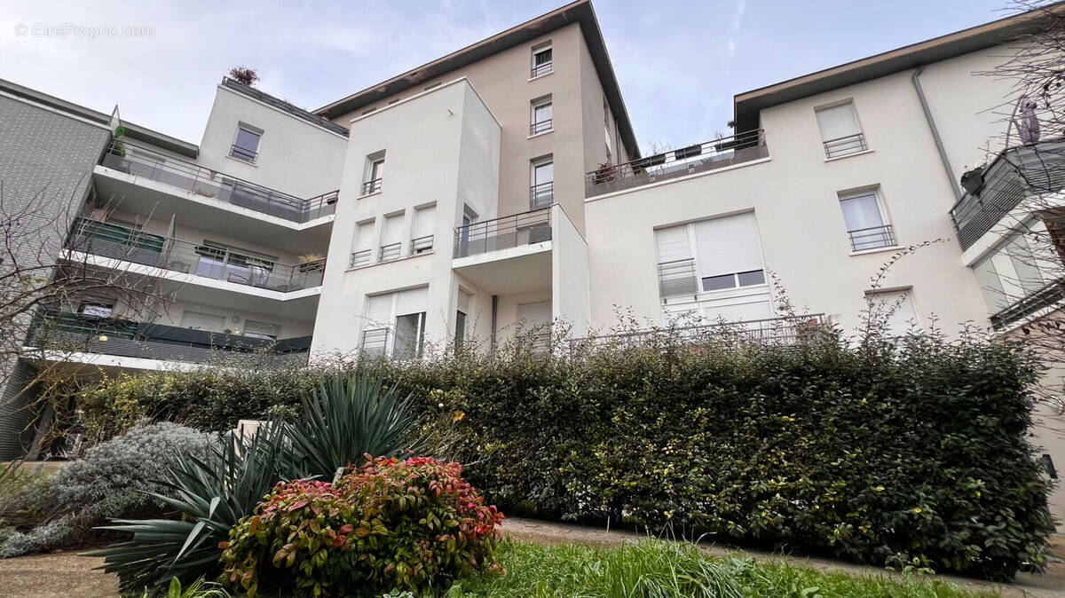 Appartement à CORBEIL-ESSONNES