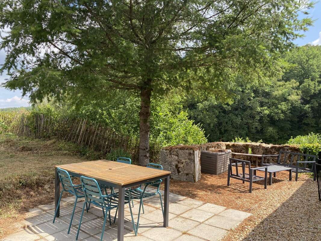 Maison 180 m² à Rempnat  - photo 8