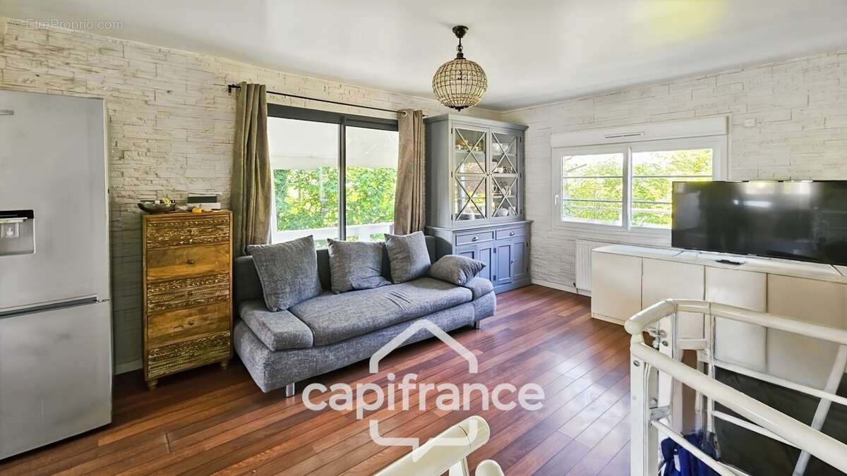  Charmante maison avec sous-sol aménagé et grand jardin à La Ferté-sous-Jouarre ! - photo 3