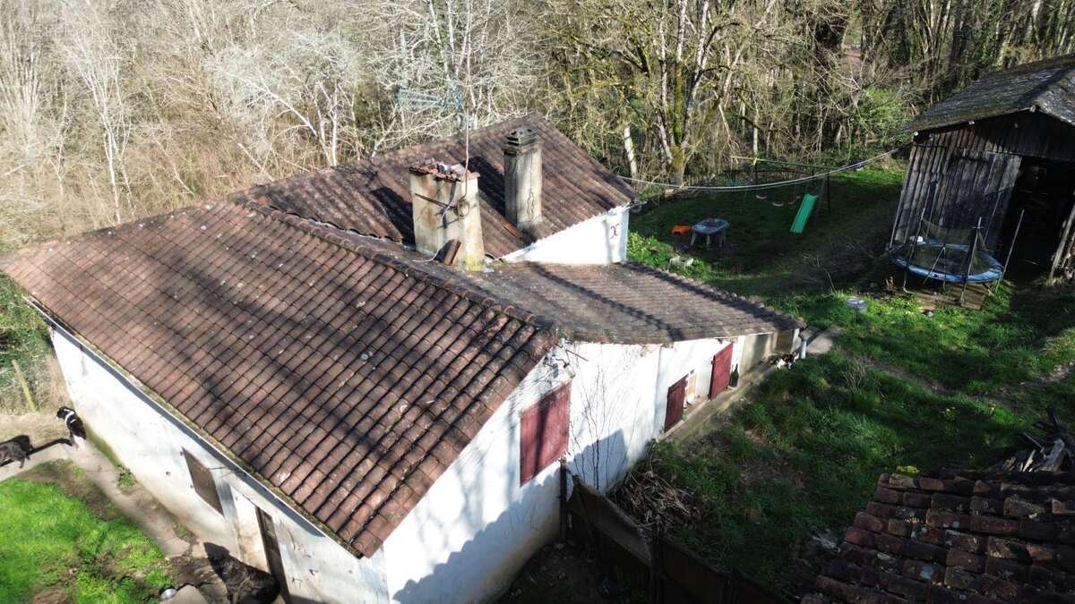 Maison à GRUN-BORDAS