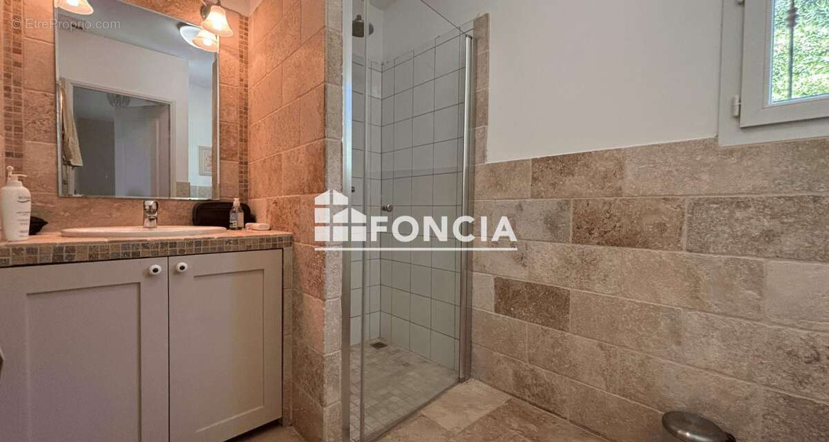 Maison à BORMES-LES-MIMOSAS