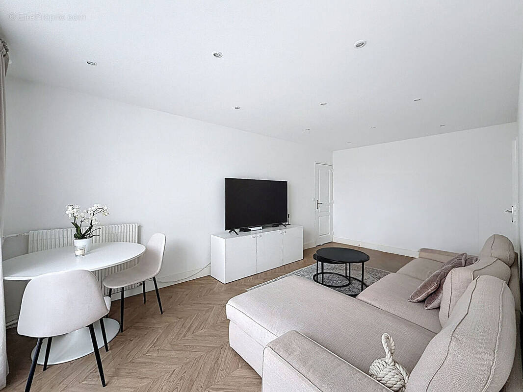 Appartement à BOIS-D'ARCY