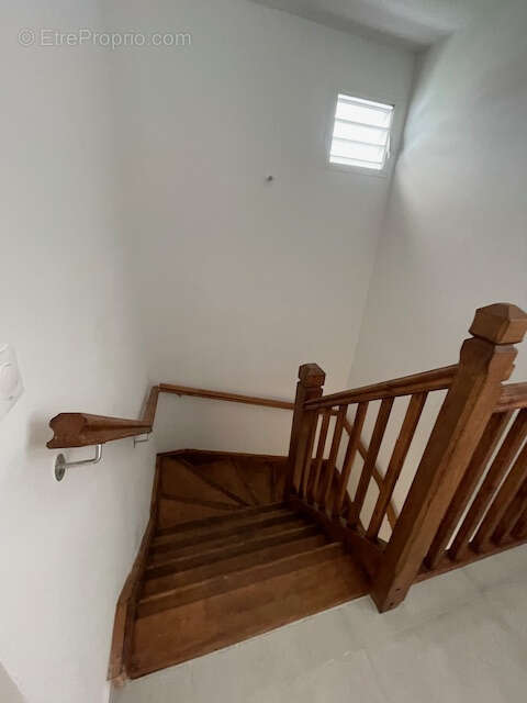 Maison à LES ABYMES