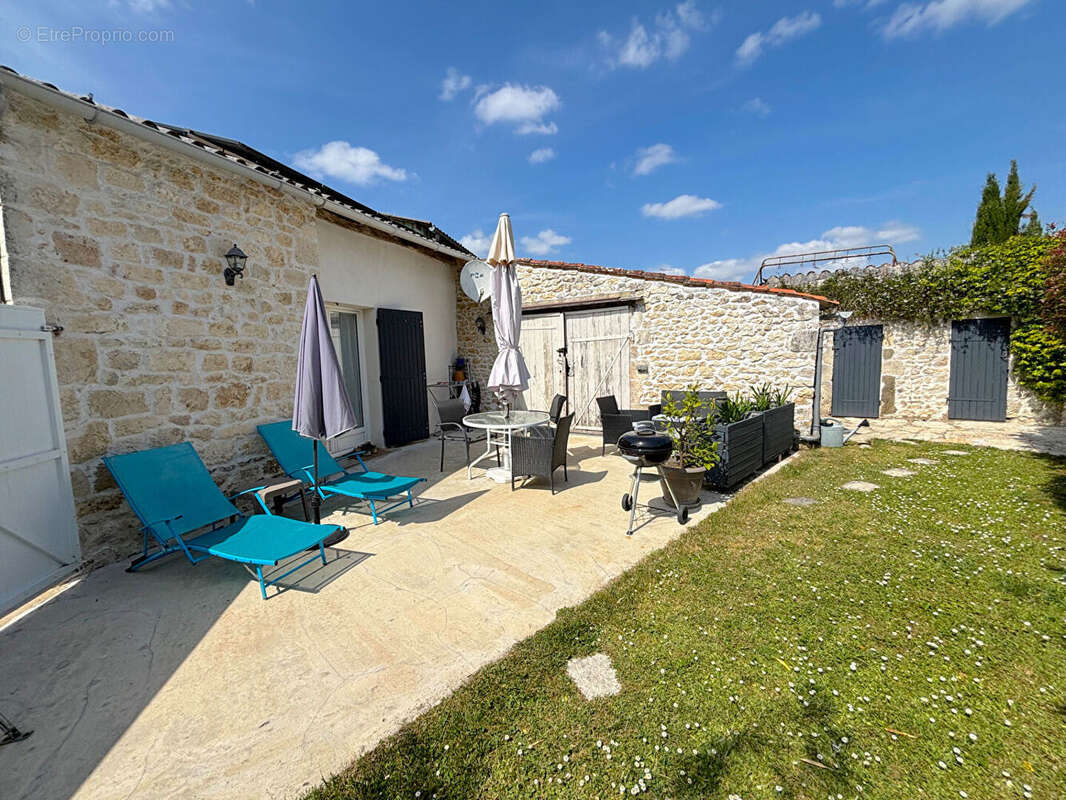 Maison à SABLONCEAUX