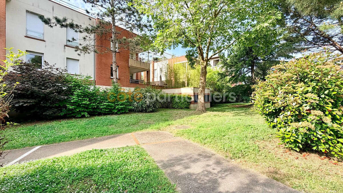 Appartement à GAGNAC-SUR-GARONNE