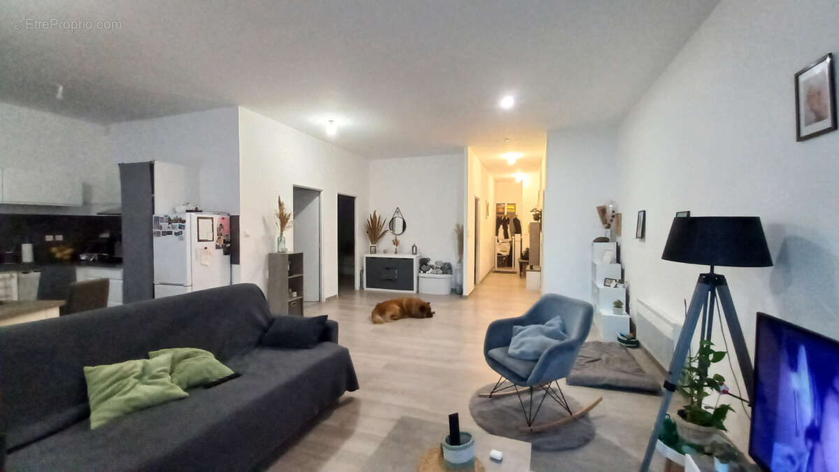 Appartement à LESPIGNAN