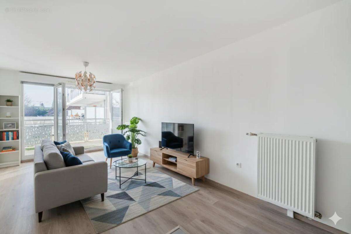 Appartement à PERSAN