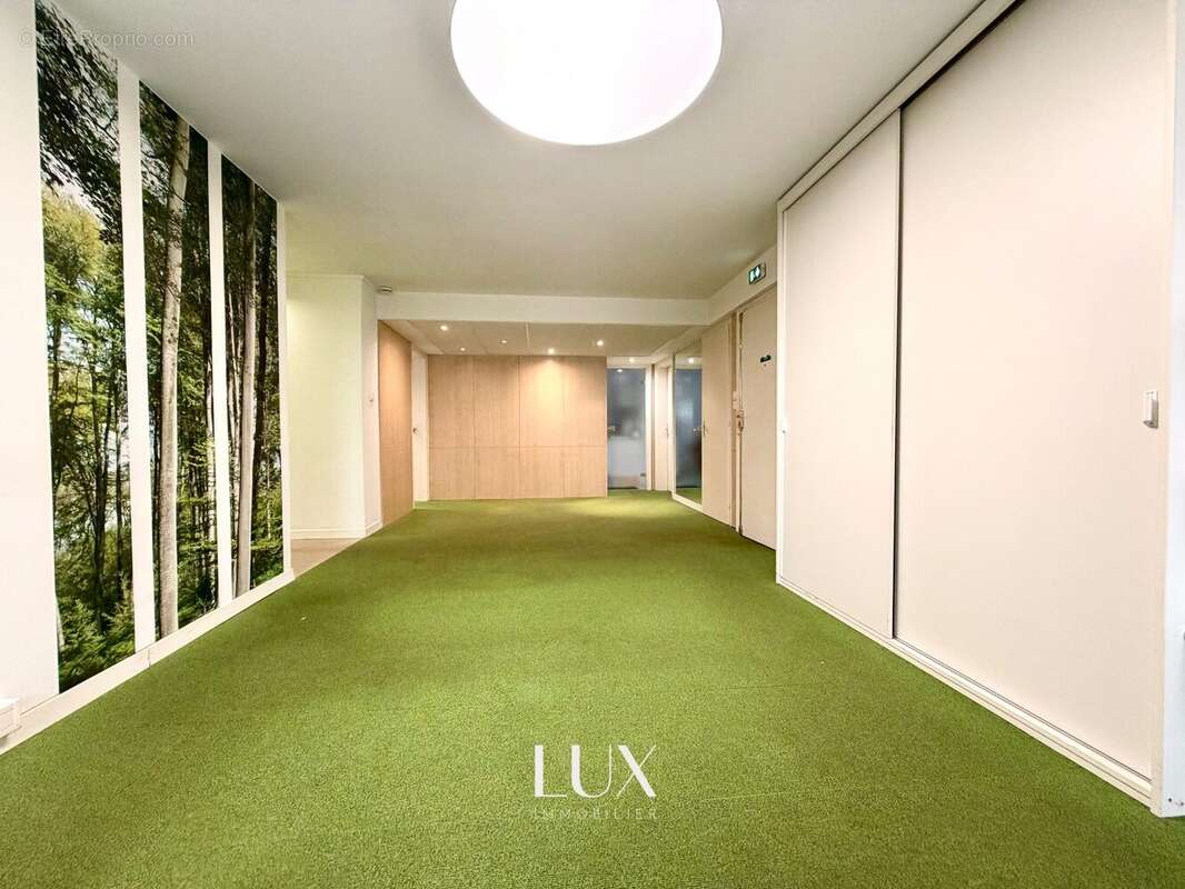 Commerce 220 m² à Strasbourg  - photo 3