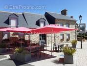 Commerce à LA SELLE-EN-LUITRE