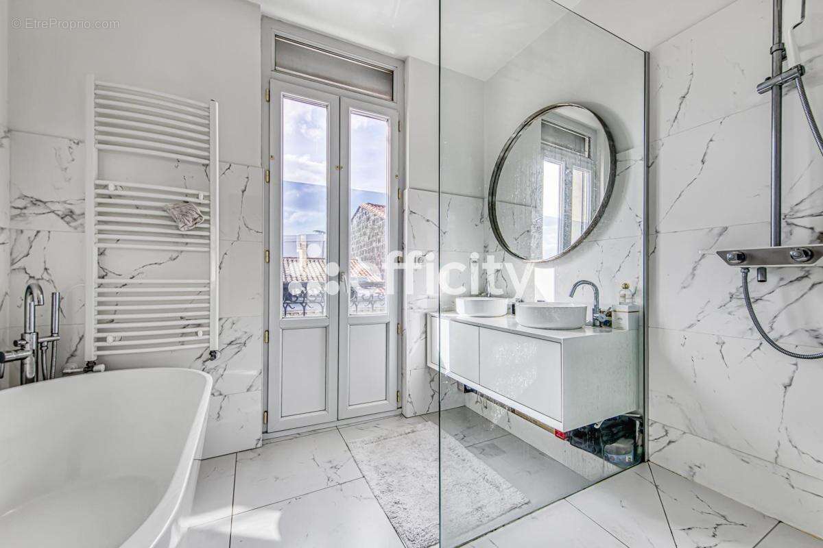 Maison 104 m² à Talence  - photo 9