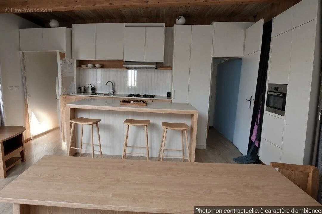 Maison à LES MOLIERES