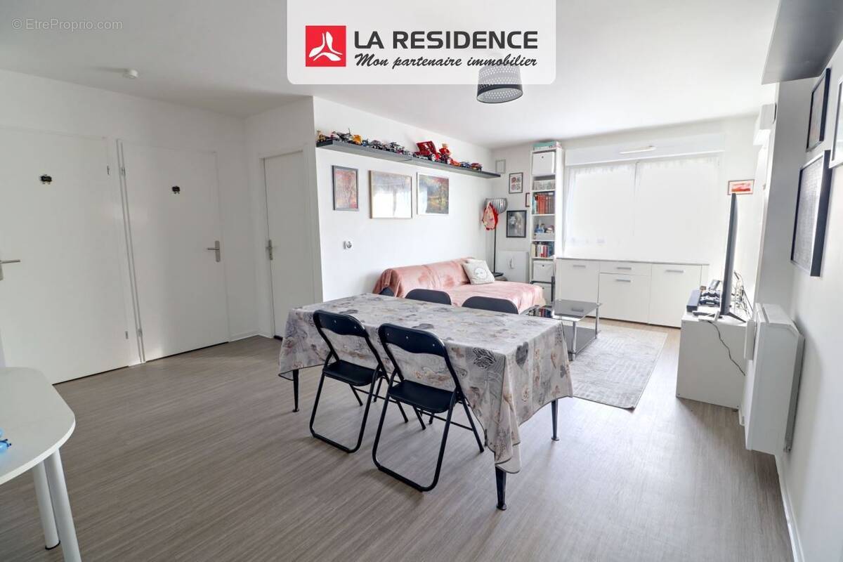 Appartement à DEVILLE-LES-ROUEN