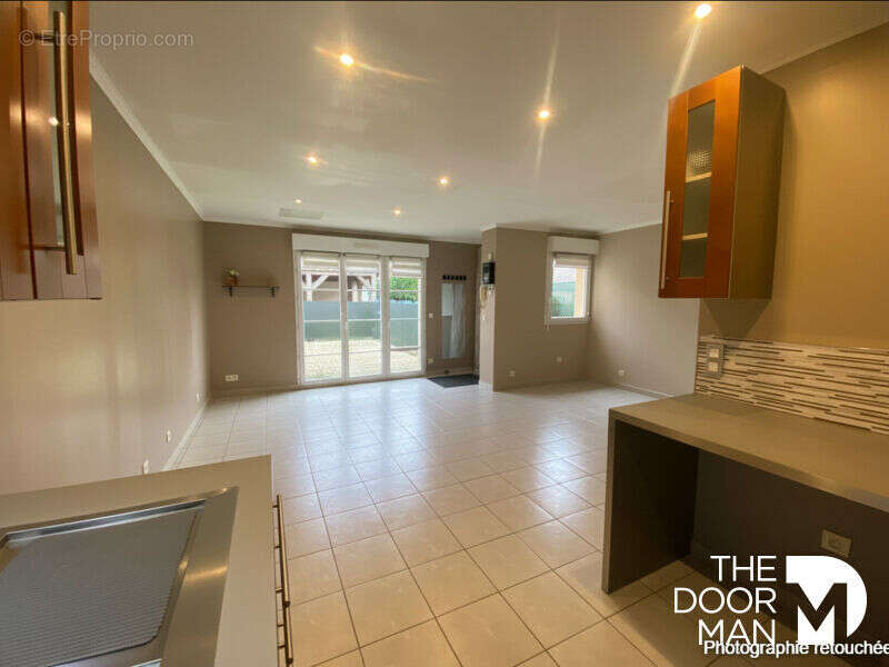 Appartement à LE PERRAY-EN-YVELINES