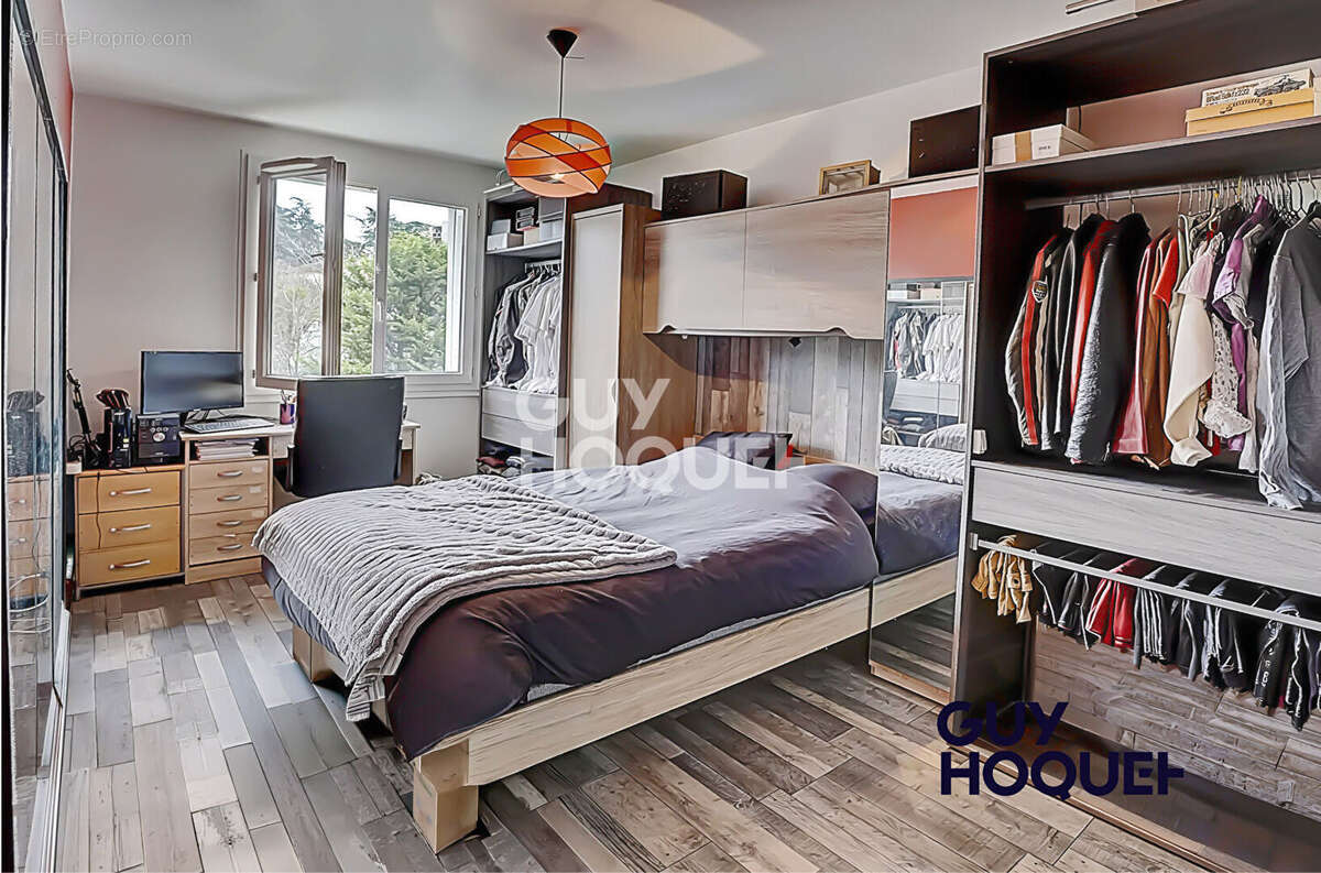 Appartement à SAINTE-FOY-LES-LYON