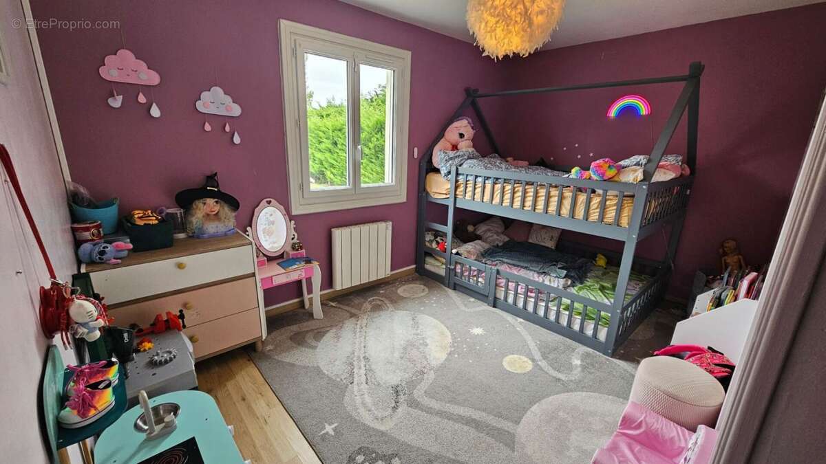 Maison à HOUDAN