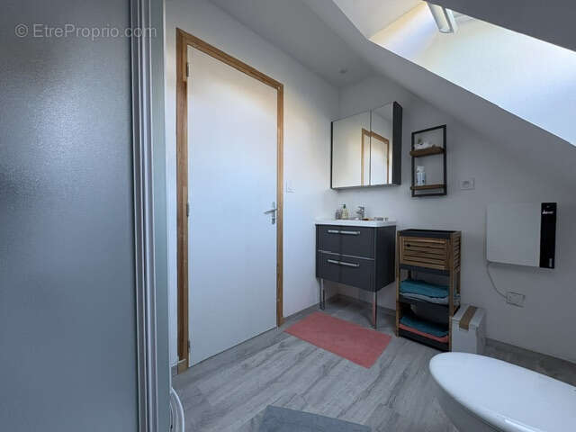 Maison à COLLEVILLE-SUR-MER