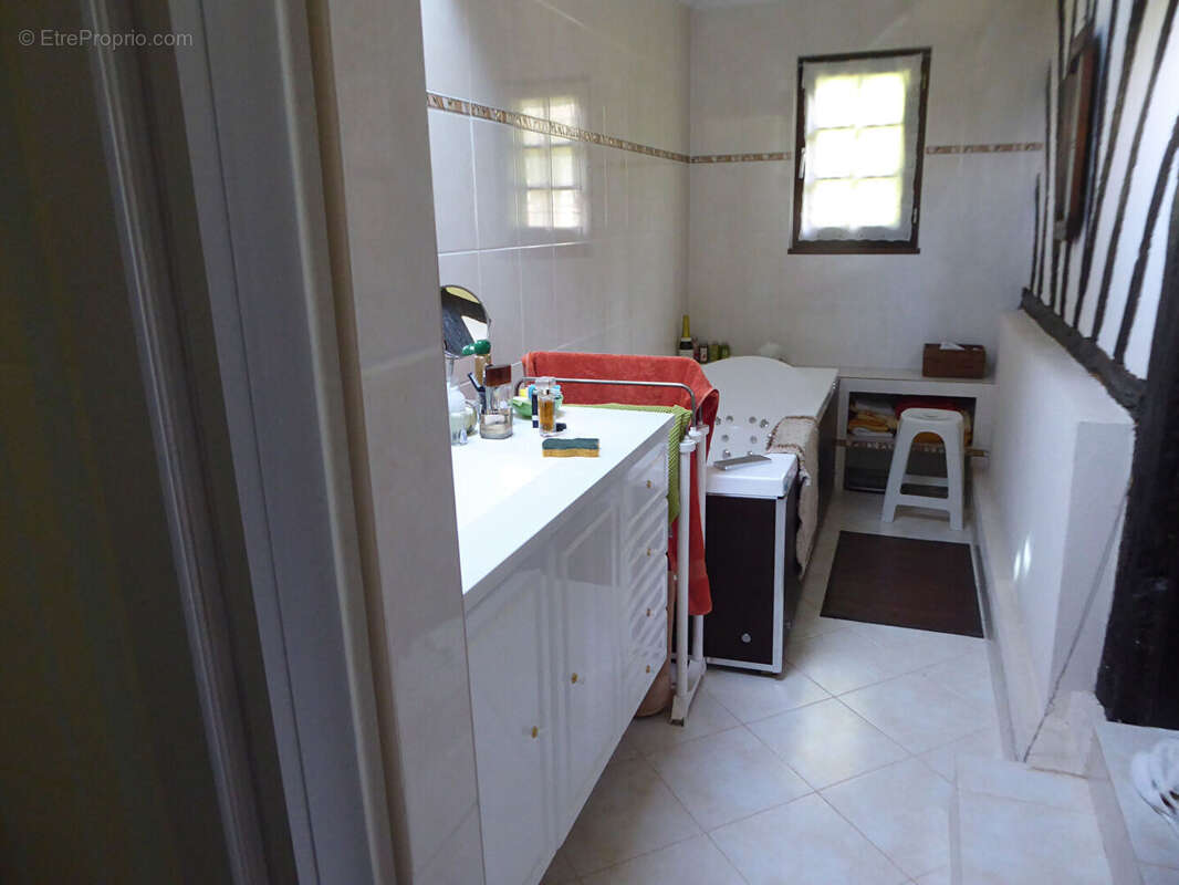 Maison à PONT-L'EVEQUE