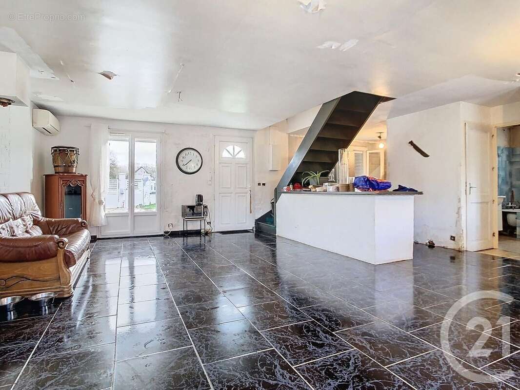 Maison à SANCY-LES-PROVINS