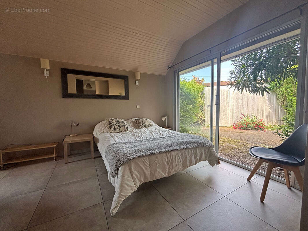 Nord de PAU: Maison d'architecte 140 m², jardin, piscine, garage - photo 6