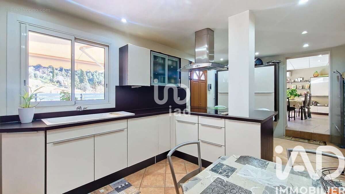 Photo 6 - Maison à CASTELLAR