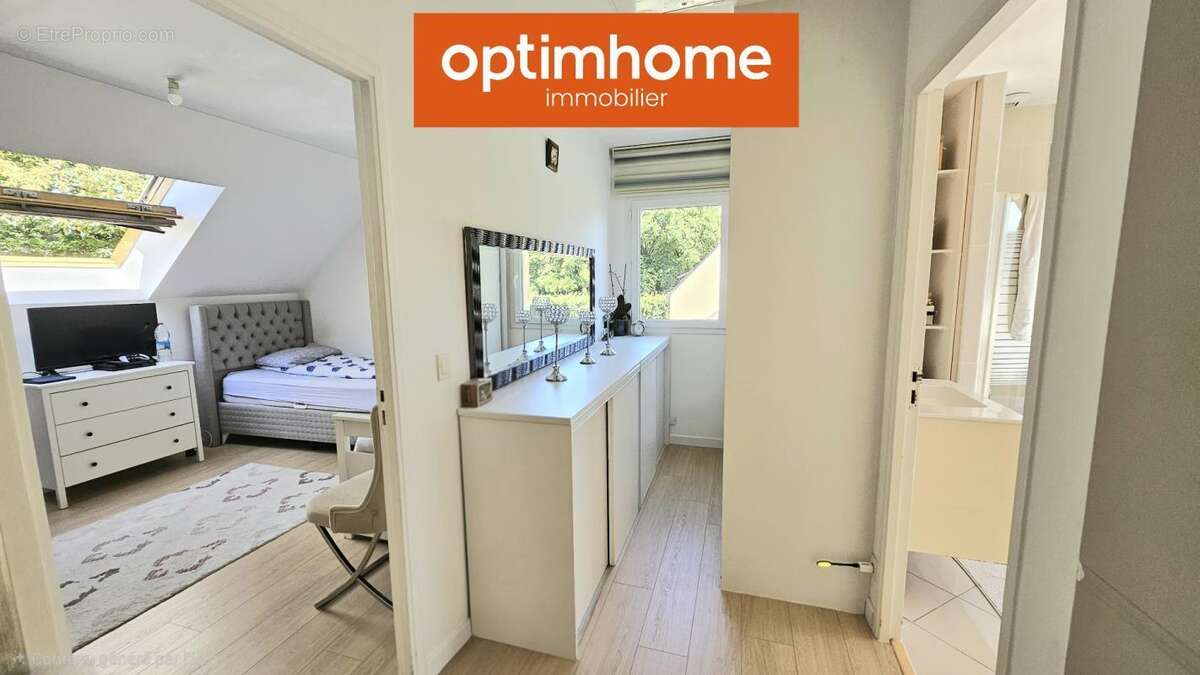 EXCLUSIVITÉ – Maison familiale de 2011 – 4 chambres – Beau jardin arboré – Redon - photo 7