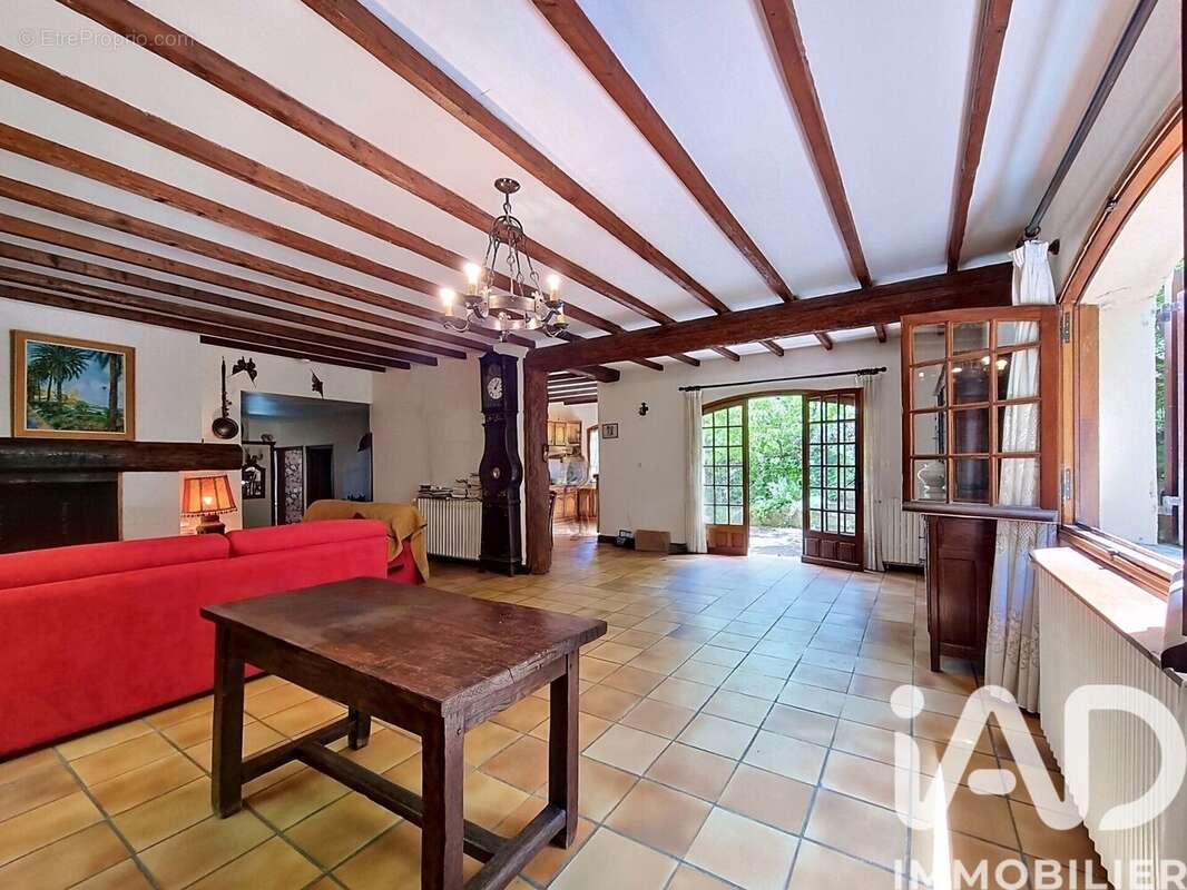 Photo 2 - Maison à NIMES