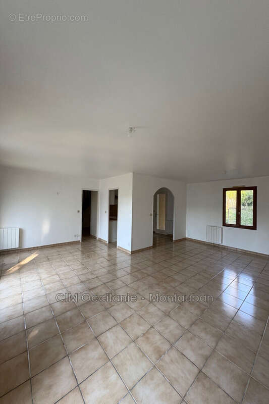 Maison à COLAYRAC-SAINT-CIRQ