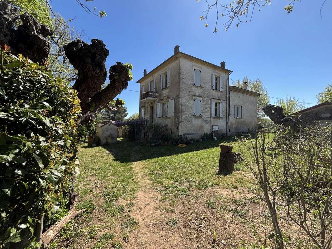 Maison à LA MOTTE