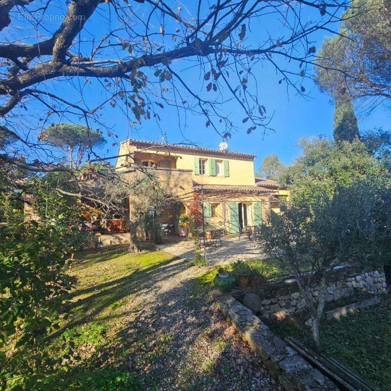 Maison à GRIMAUD