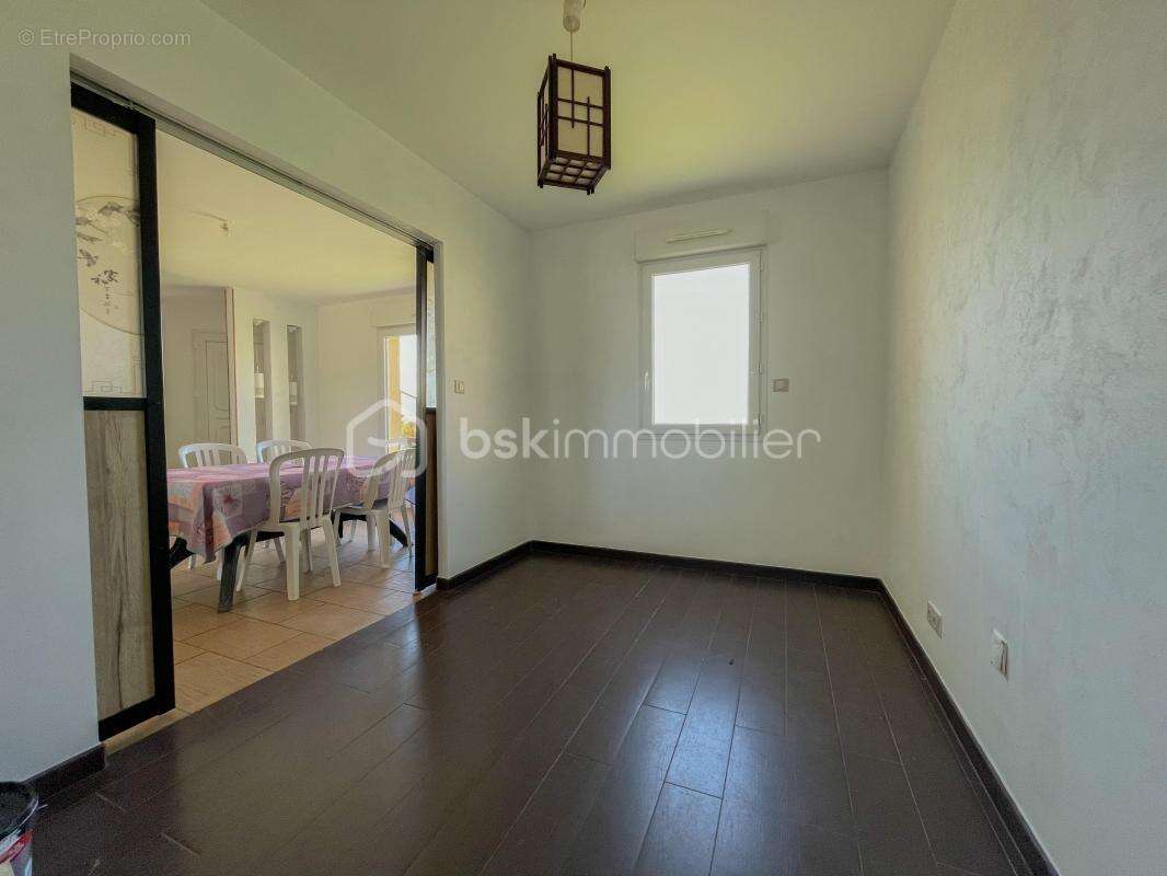 Maison à SAINT-JUNIEN