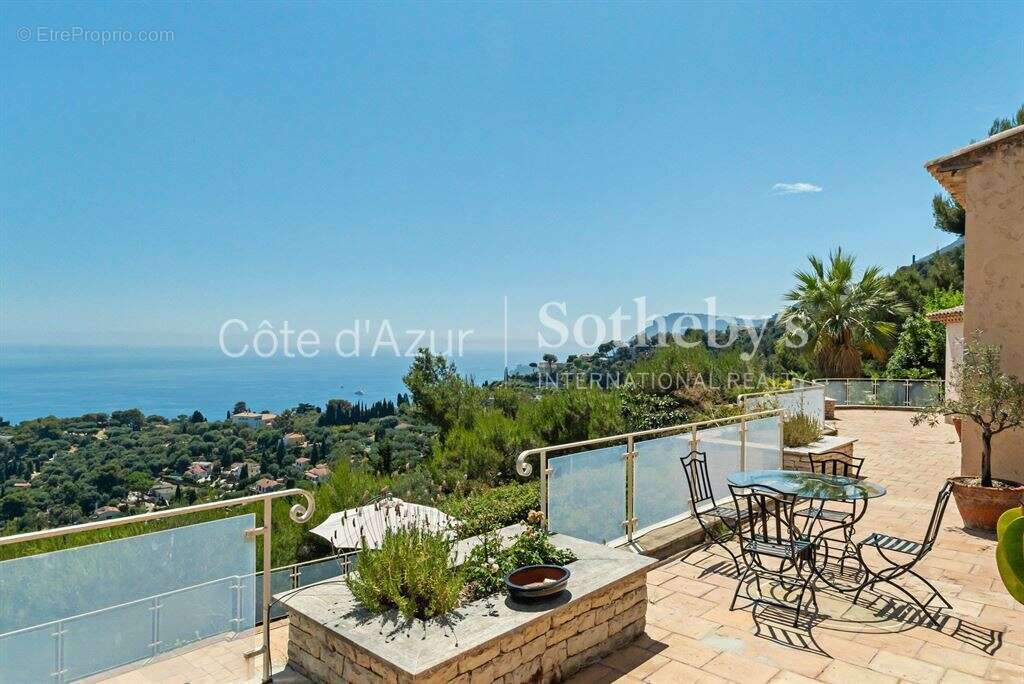 Maison à ROQUEBRUNE-CAP-MARTIN