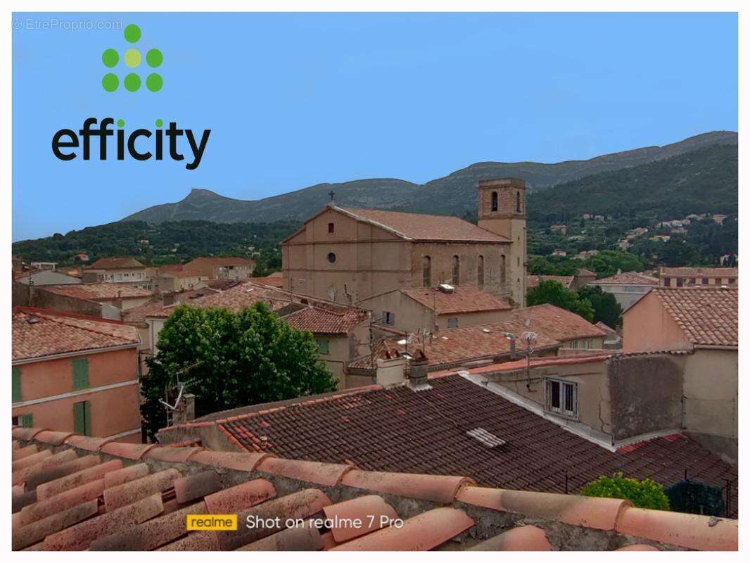 Maison à ROQUEVAIRE