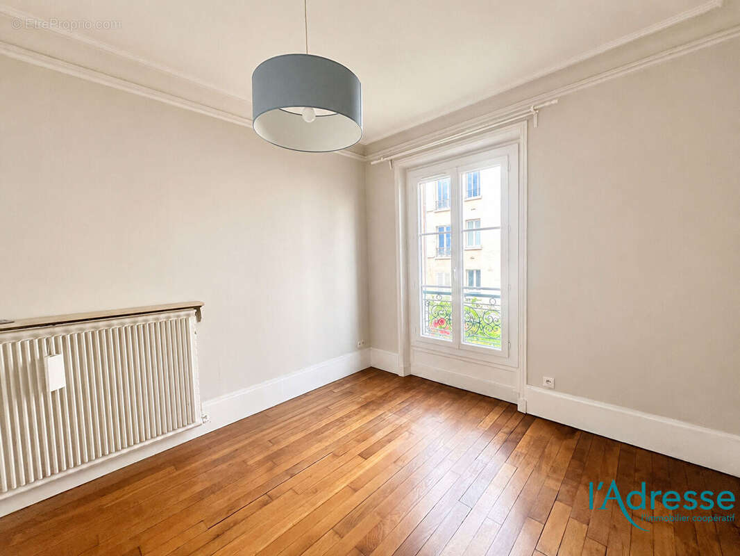 Appartement à MONTROUGE