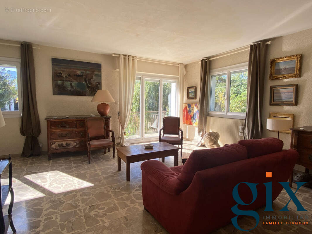 Maison à SAINT-ISMIER