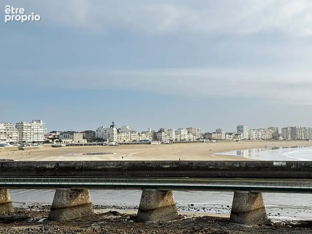 Vue exceptionnelle, proche du quai et du marché - photo 7